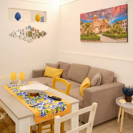 Stella Del Sud Apartment *